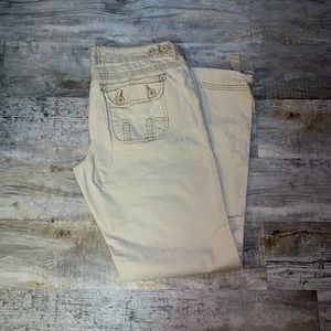 Maurice’s khaki pants